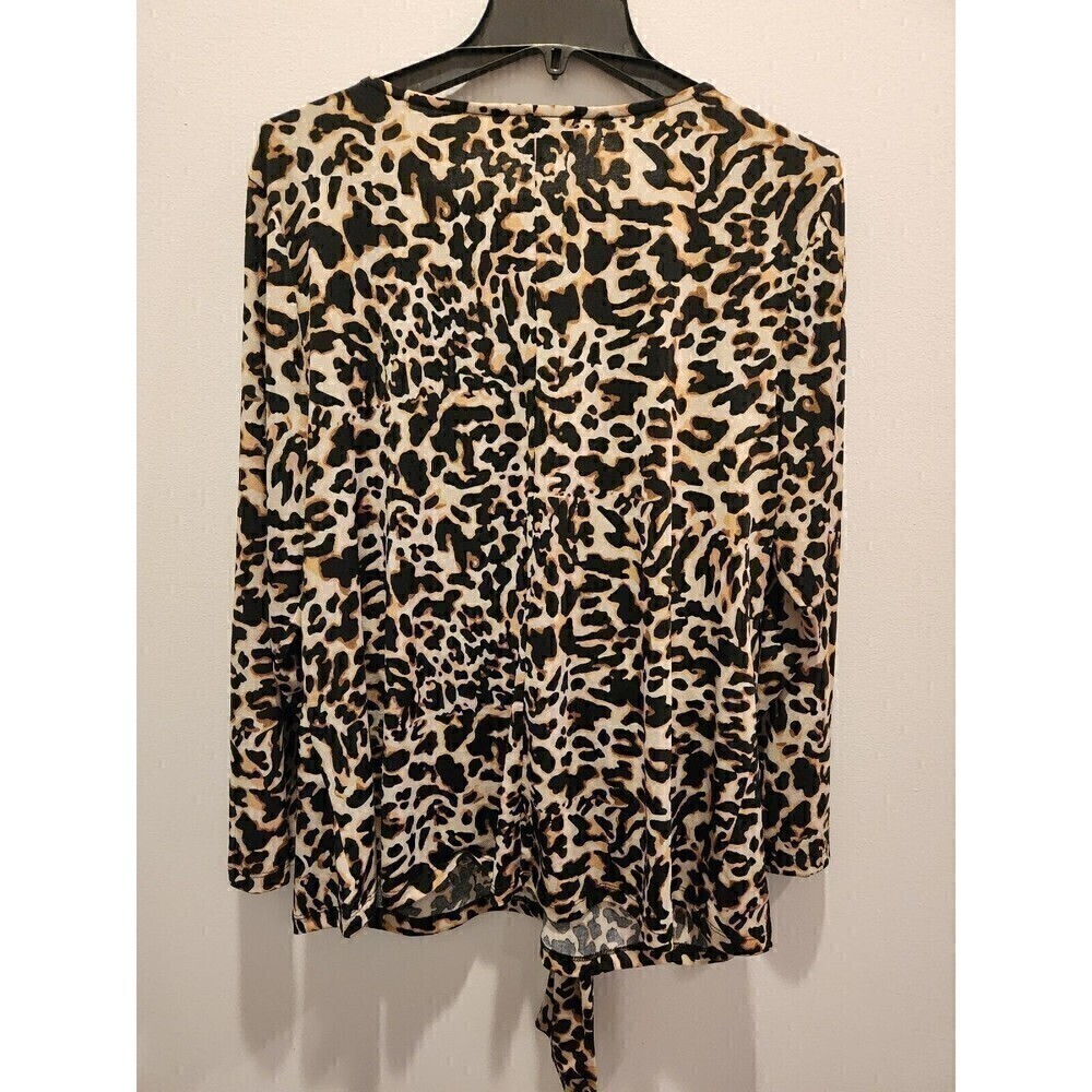 Eloquii Leopard Print Tie Waist Blouse slinky Stretchy long sleeve euc sz 18/20 - Picture 3 of 6